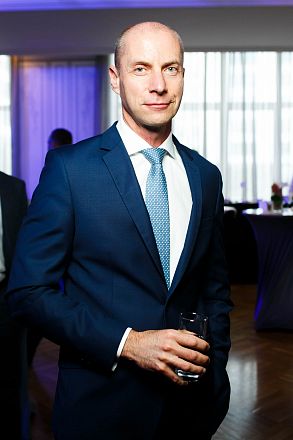 RE:Member. 20 Moments with Friends