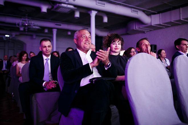 RE:Member. 20 Moments with Friends