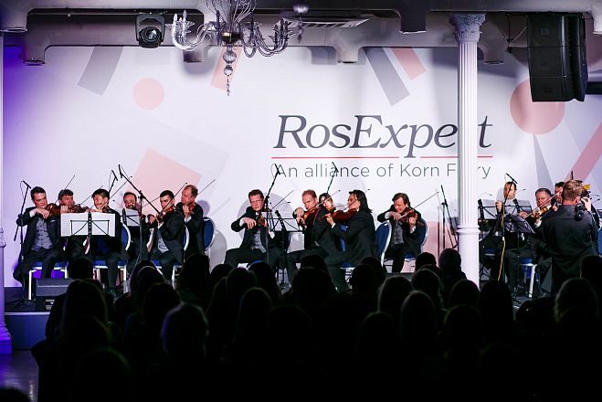 RE:Member. 20 Moments with Friends